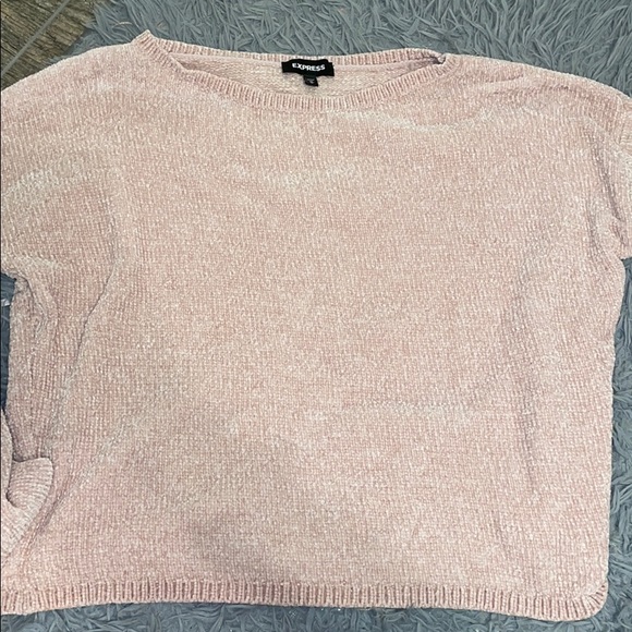 Express Sweater - Picture 2 of 3